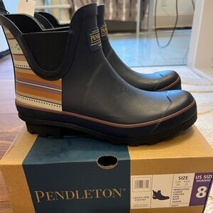 Brand new Pendleton rain boots dark blue size 8